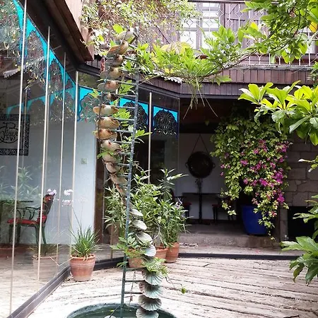 Assos Biber Evi Farm stay *