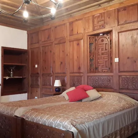 Assos Biber Evi Farm stay *